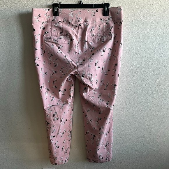 NWOT Lane Bryant The Allie Floral Print Ankle Pants Size 18 Style 1092918 - Picture 7 of 10